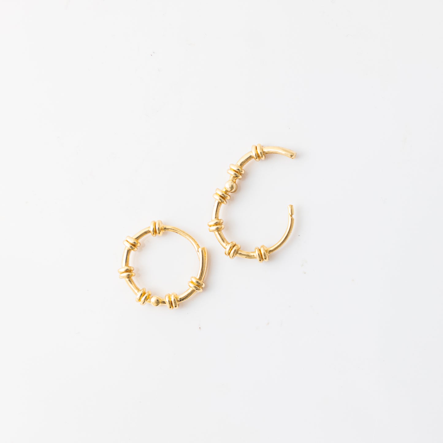 12.5mm Barbed Wire Hoop Earrings