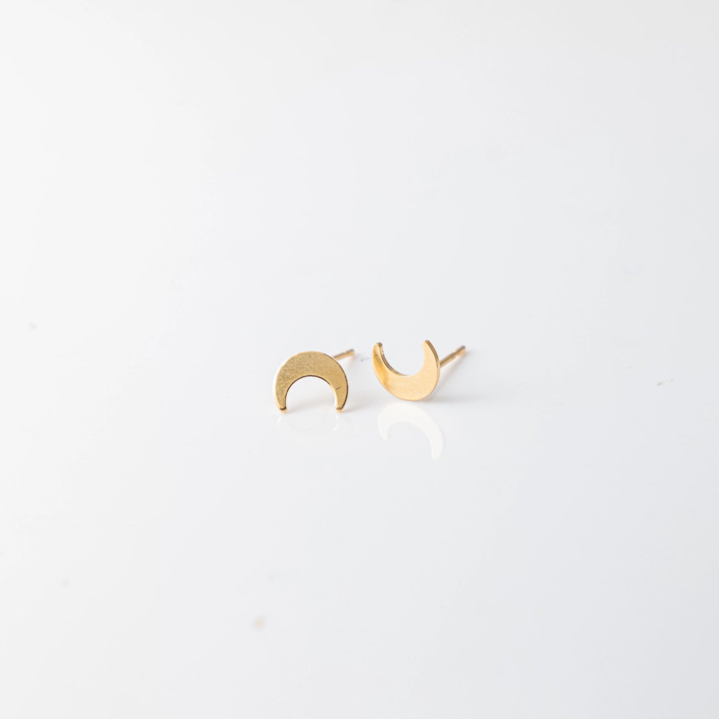 6mm Crescent Stud Earrings